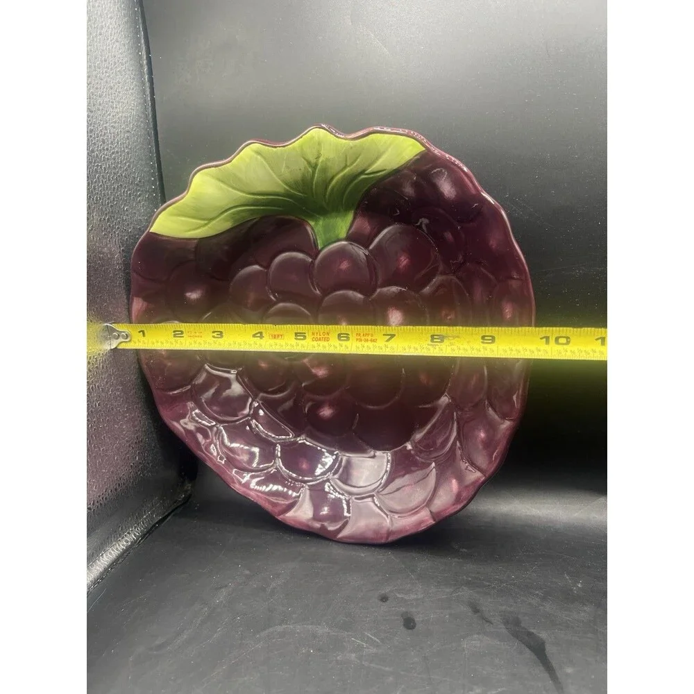 Plentiful Pantry 2006 Grape Stoneware Serving Baking Bowl Dish Purple 10”